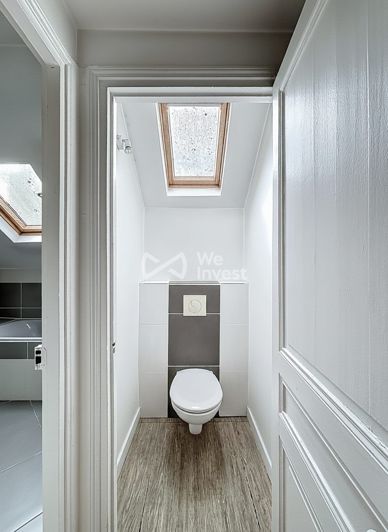Image No.28-5 Bed Property for sale