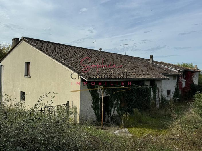 Image No.2-4 Bed House for sale