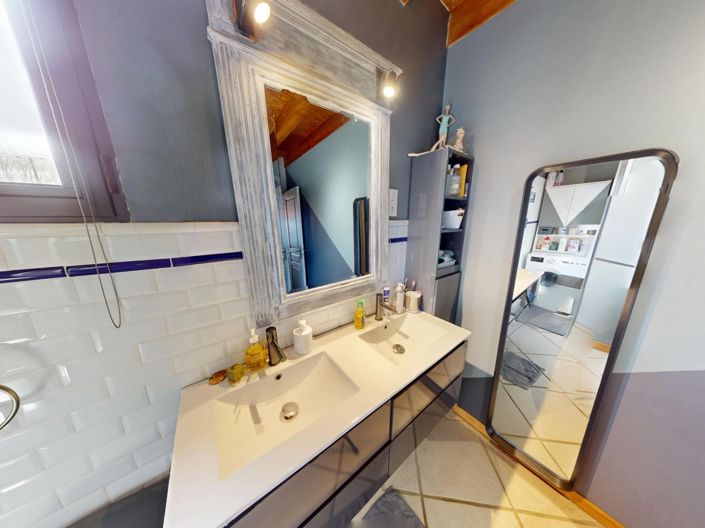 Image No.13-5 Bed House for sale