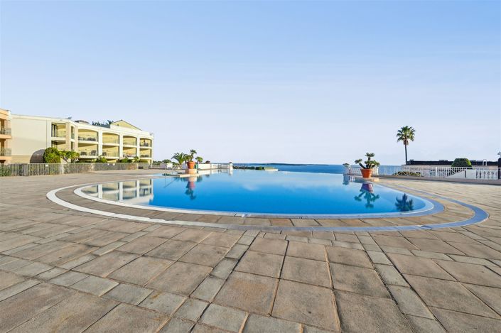 Image No.15-2 Bed Apartment for sale