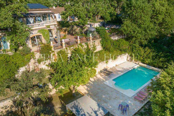 Image No.19-6 Bed Property for sale