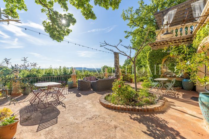 Image No.3-6 Bed Property for sale