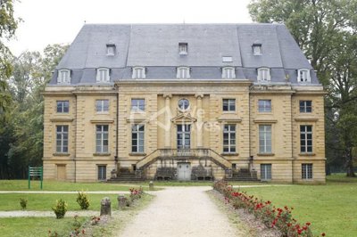 1 - Bazeilles, Property