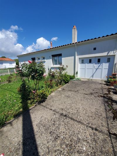 Image No.9-3 Bed House for sale
