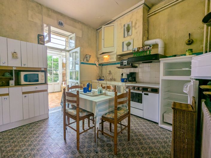 Image No.5-2 Bed House for sale