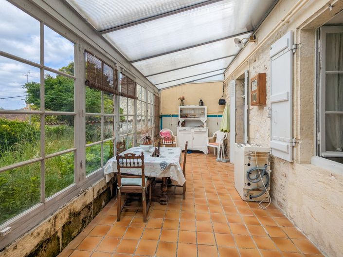 Image No.6-2 Bed House for sale