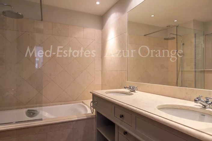 Image No.17-3 Bed Apartment for sale