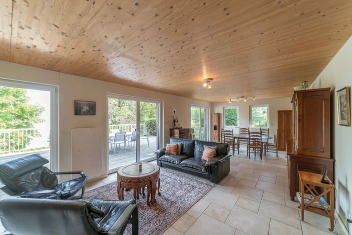 Image No.8-7 Bed House for sale