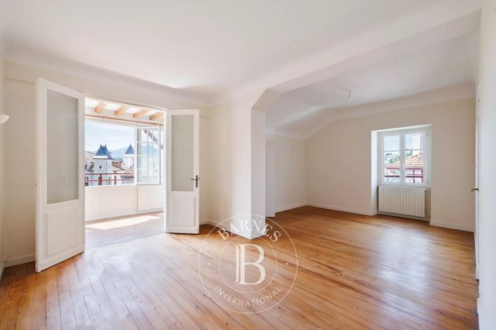 Image No.7-3 Bed Apartment for sale
