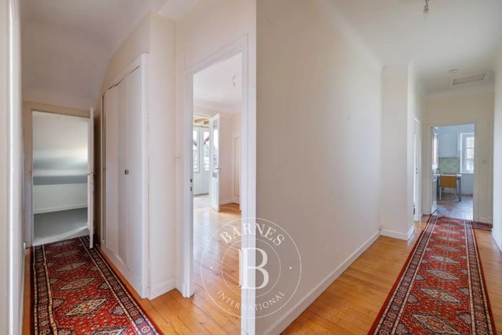Image No.9-3 Bed Apartment for sale