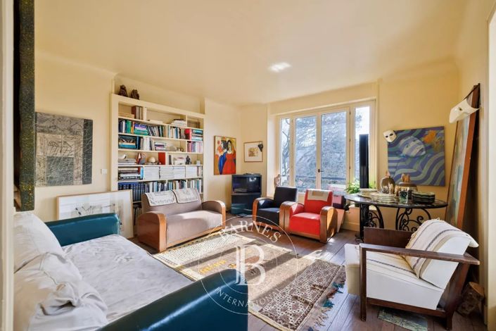 Image No.5-2 Bed Apartment for sale