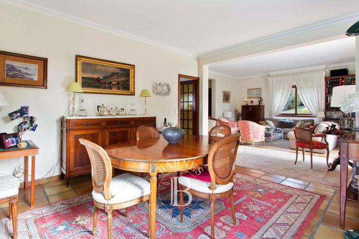 Image No.7-4 Bed House for sale