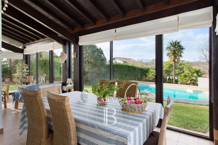 Image No.9-4 Bed House for sale