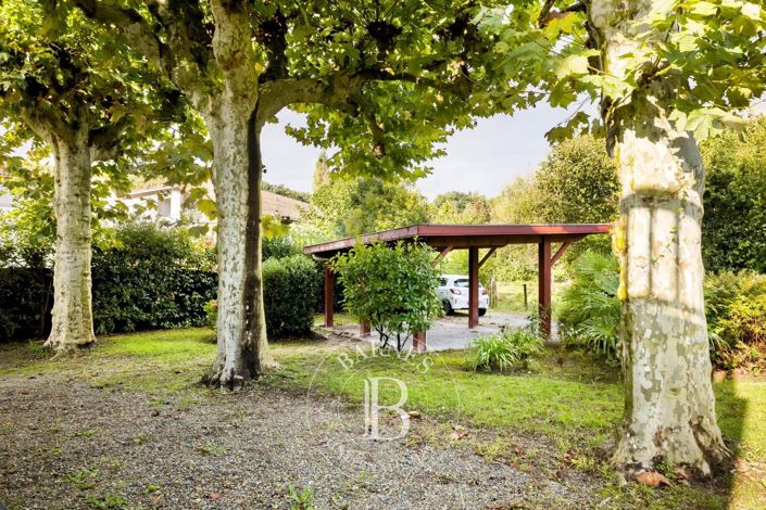Image No.5-9 Bed House for sale