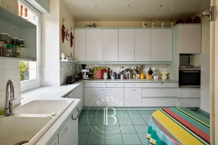 Image No.9-9 Bed House for sale