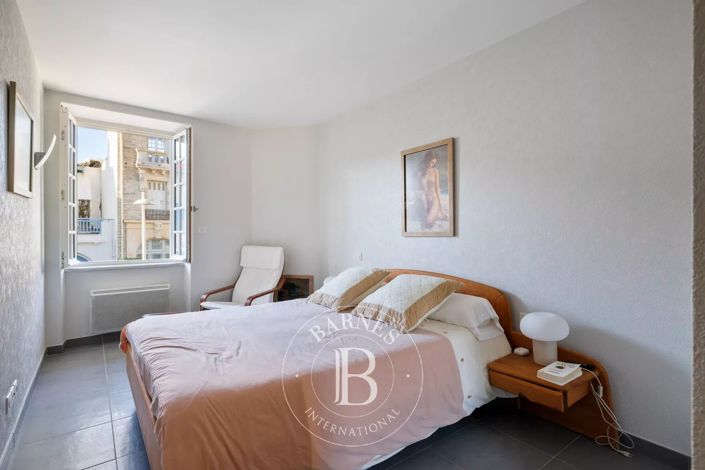 Image No.5-3 Bed Apartment for sale