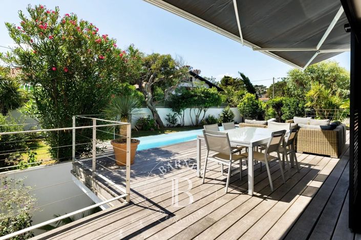 Image No.9-4 Bed House for sale