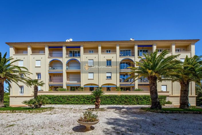 Image No.18-3 Bed Apartment for sale