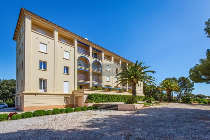 Image No.19-3 Bed Apartment for sale