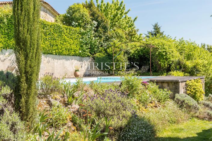 Image No.17-5 Bed House for sale
