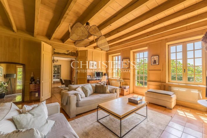 Image No.7-5 Bed House for sale