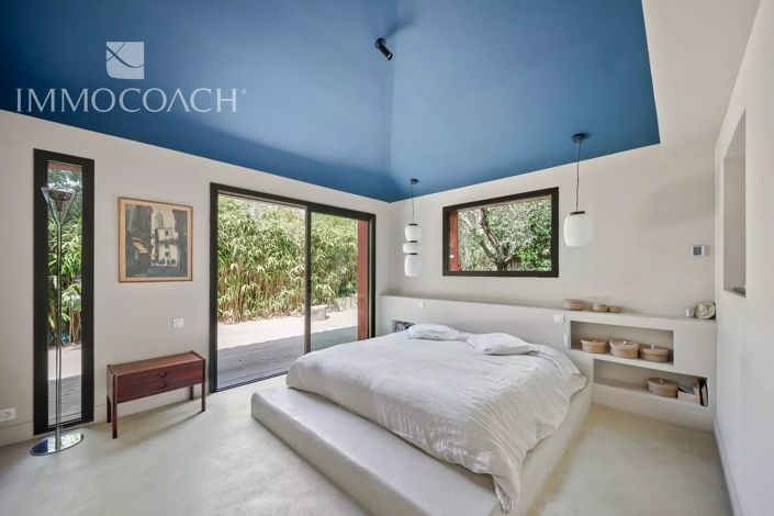 Image No.17-8 Bed House for sale