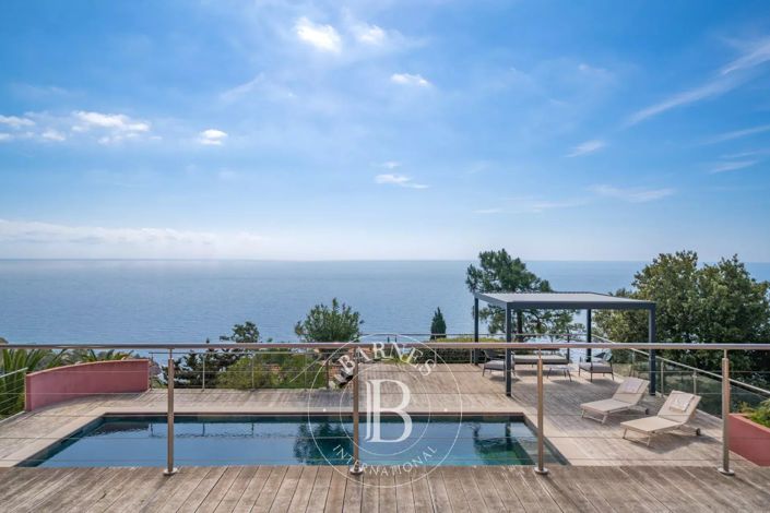 Image No.2-7 Bed House for sale