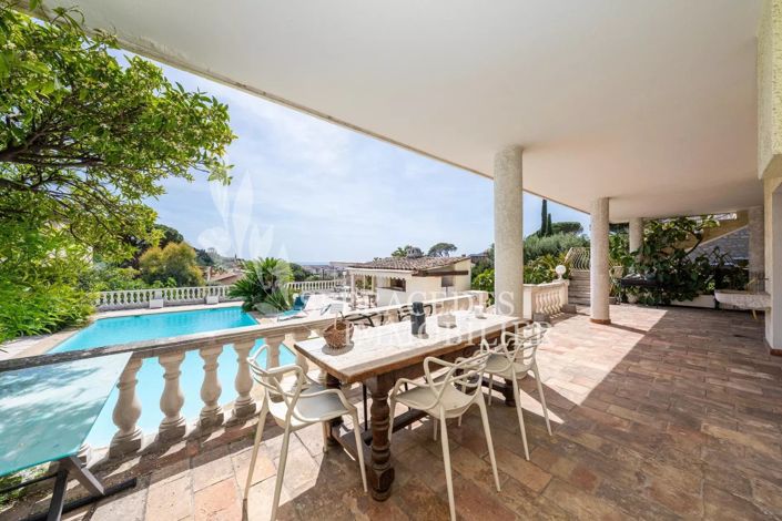 Image No.19-6 Bed House for sale