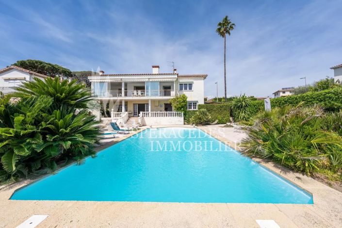 Image No.20-6 Bed House for sale