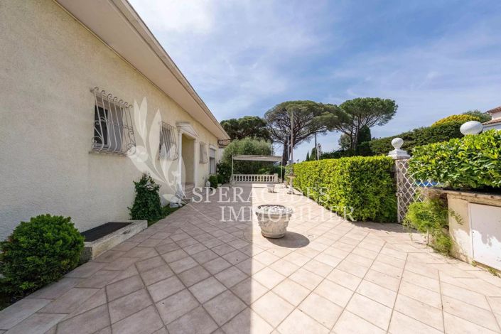 Image No.23-6 Bed House for sale
