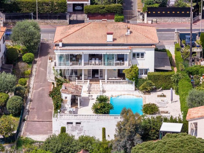 Image No.24-6 Bed House for sale