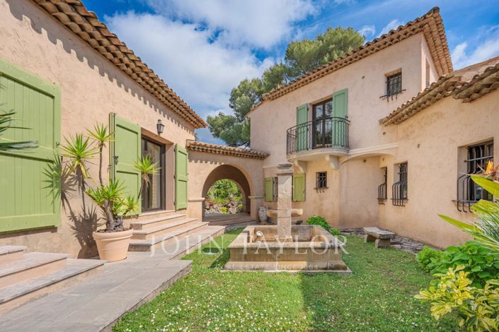 Image No.32-5 Bed House for sale
