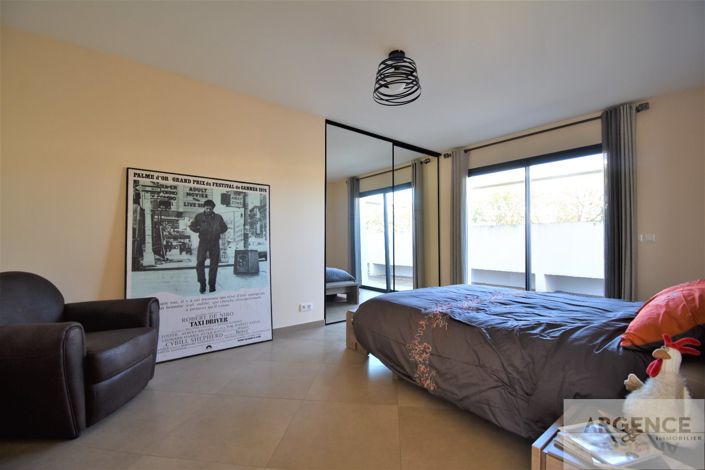 Image No.4-3 Bed Apartment for sale