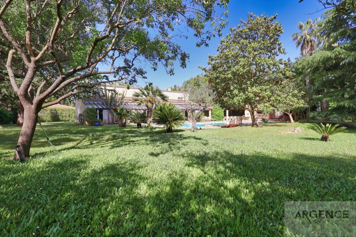 Image No.4-5 Bed Property for sale