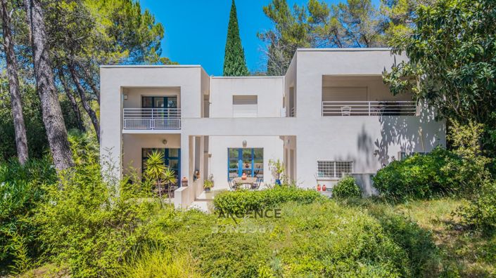 Image No.4-4 Bed House for sale