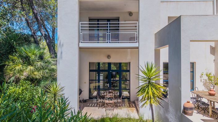 Image No.5-4 Bed House for sale