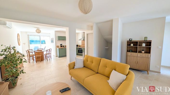 Image No.2-3 Bed House for sale