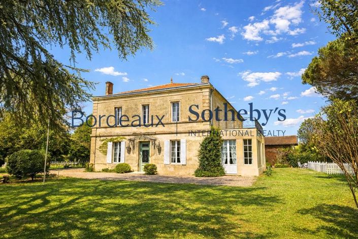 Image No.4-7 Bed Property for sale