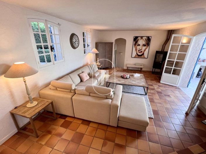 Image No.4-Maison de 5 chambres à vendre à Roquebrune-sur-Argens