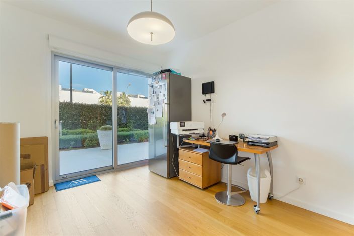 Image No.20-3 Bed Apartment for sale