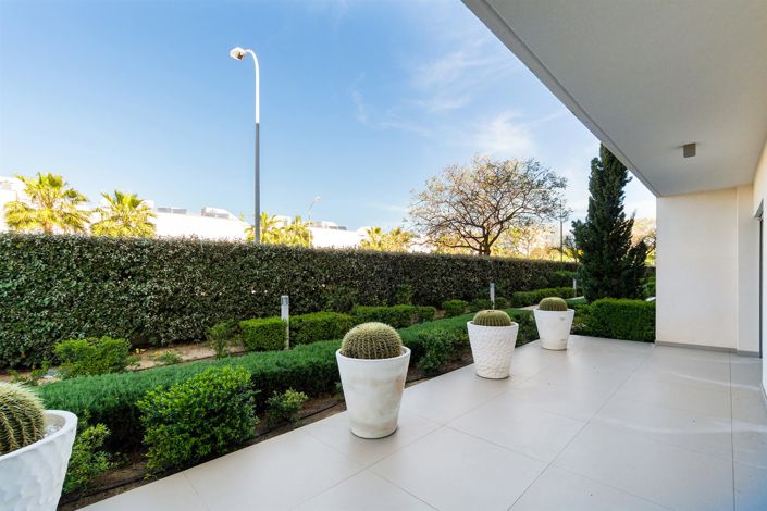Image No.23-3 Bed Apartment for sale