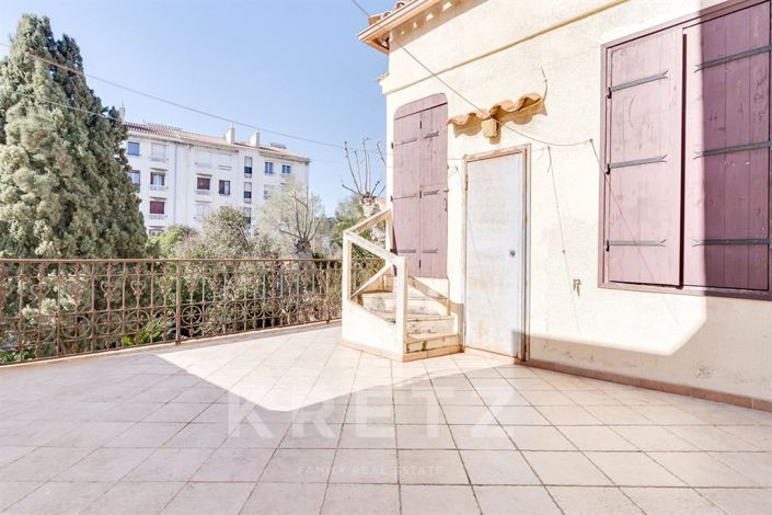 Image No.10-3 Bed House for sale