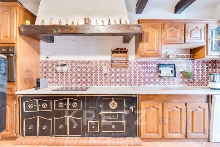 Image No.6-3 Bed House for sale