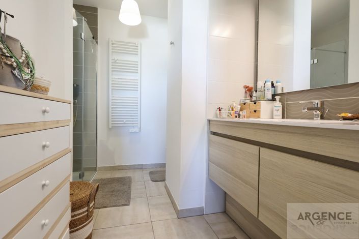 Image No.12-3 Bed Apartment for sale