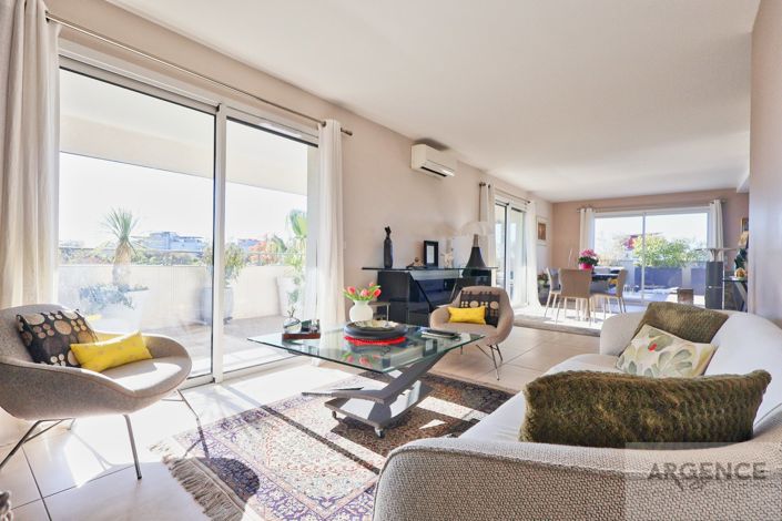 Image No.3-3 Bed Apartment for sale
