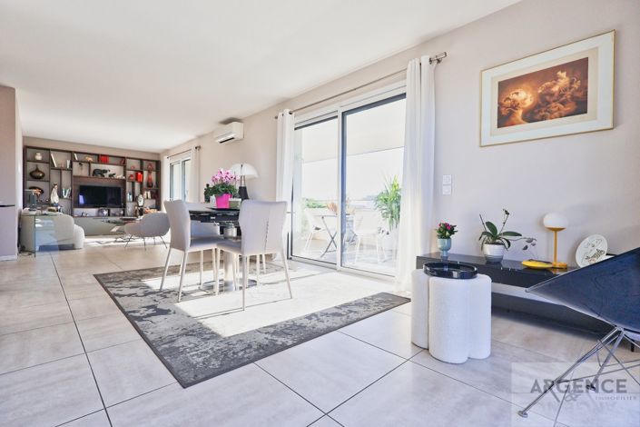 Image No.4-3 Bed Apartment for sale