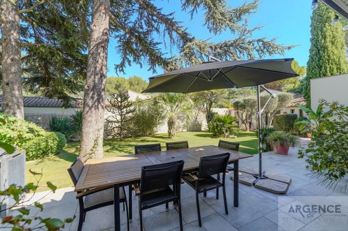 Image No.20-4 Bed House for sale