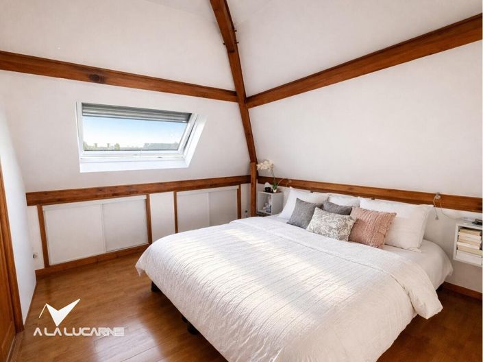 Image No.5-4 Bed House for sale