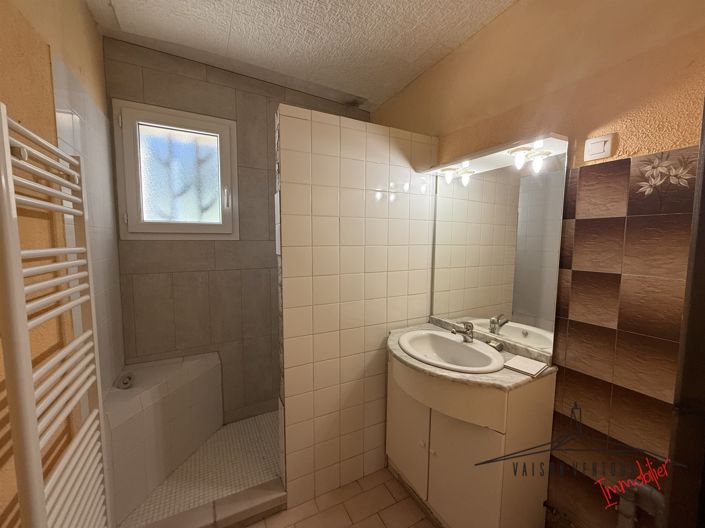 Image No.26-5 Bed House for sale