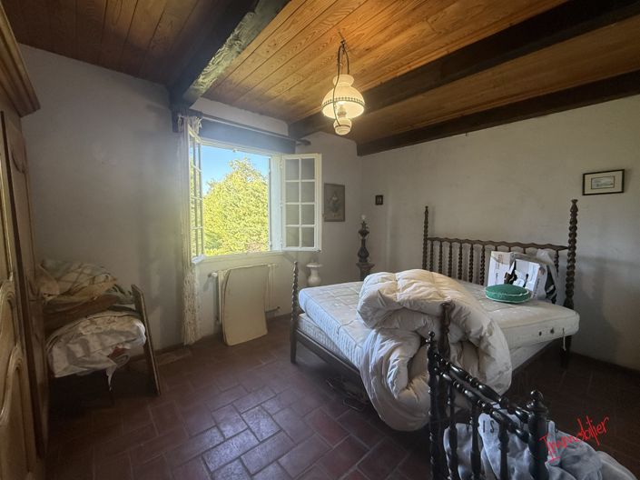 Image No.19-2 Bed House for sale